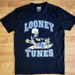 Looney Tunes Black Retro Basketball Sporty Graphic, Large T-Shirt